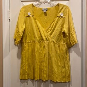 Bridgewater Studio NWOT ramie/cotton blend, partially pleated top